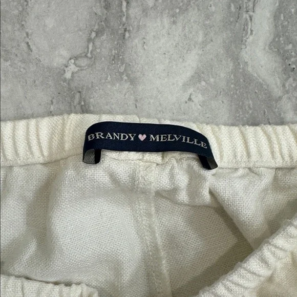 Brandy Melville Linen Pants - Picture 2 of 3